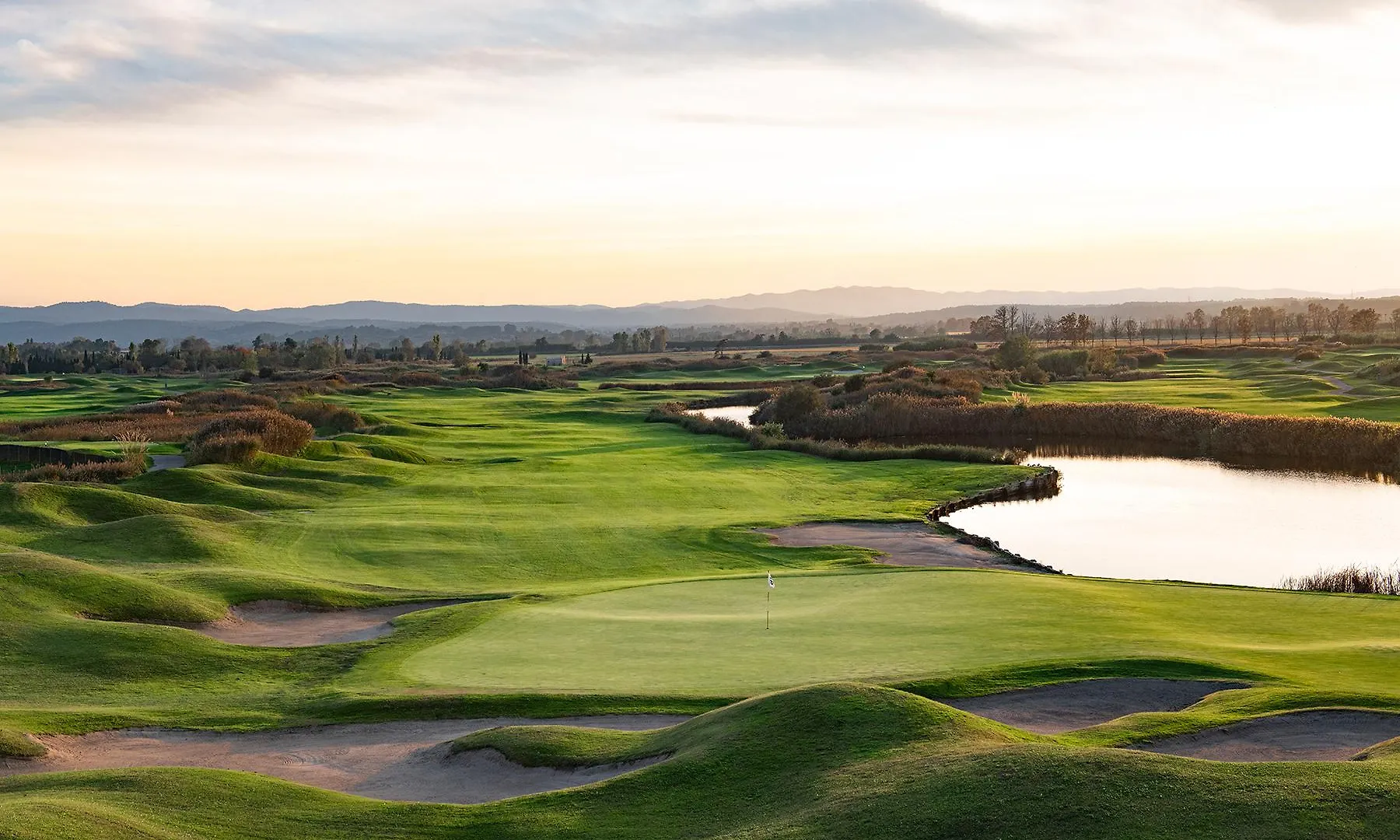 Emporda Golf Resort トレリャ・デ・モングリ 4*,