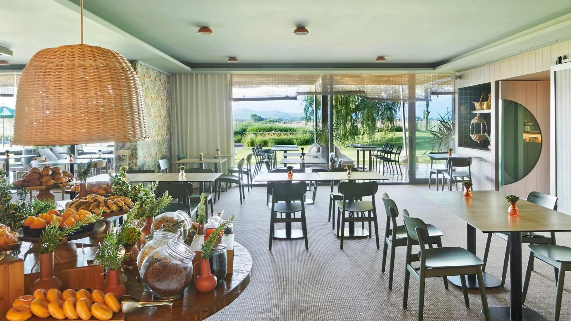 Emporda Golf Resort トレリャ・デ・モングリ ホテル